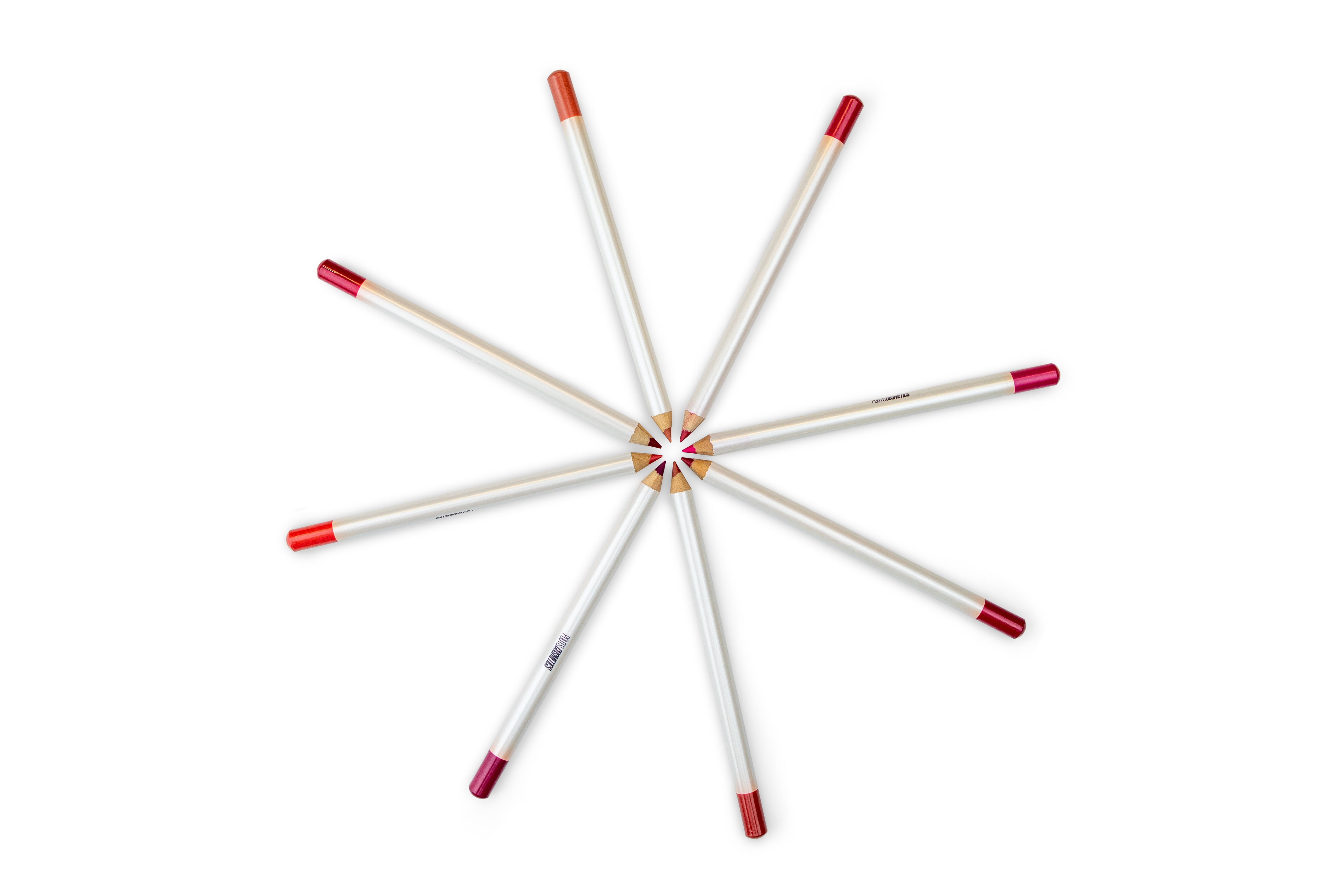Pouts Lip Liner